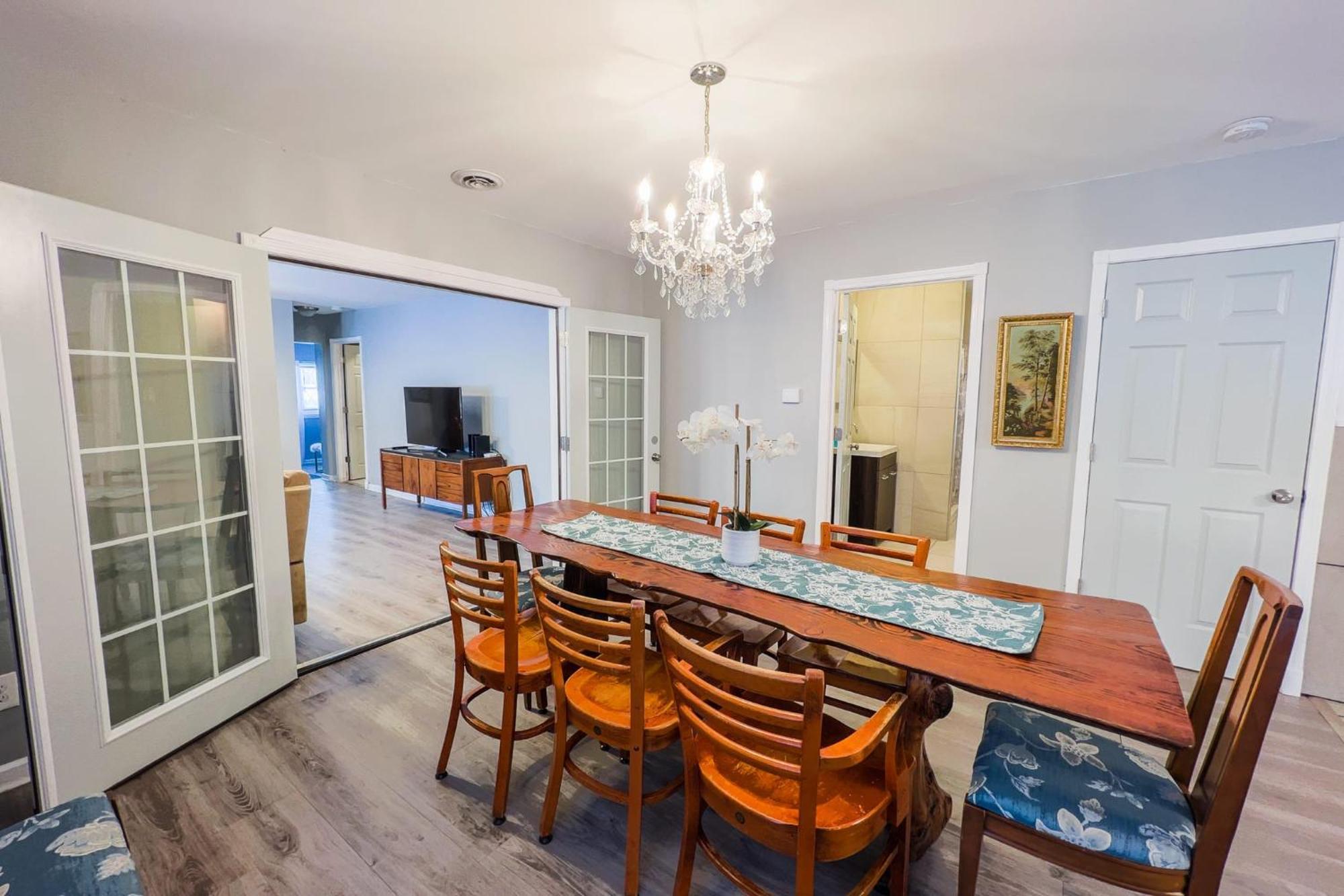 Large 6Br, 6 Bath In The City Of Ниагарски водопад Екстериор снимка