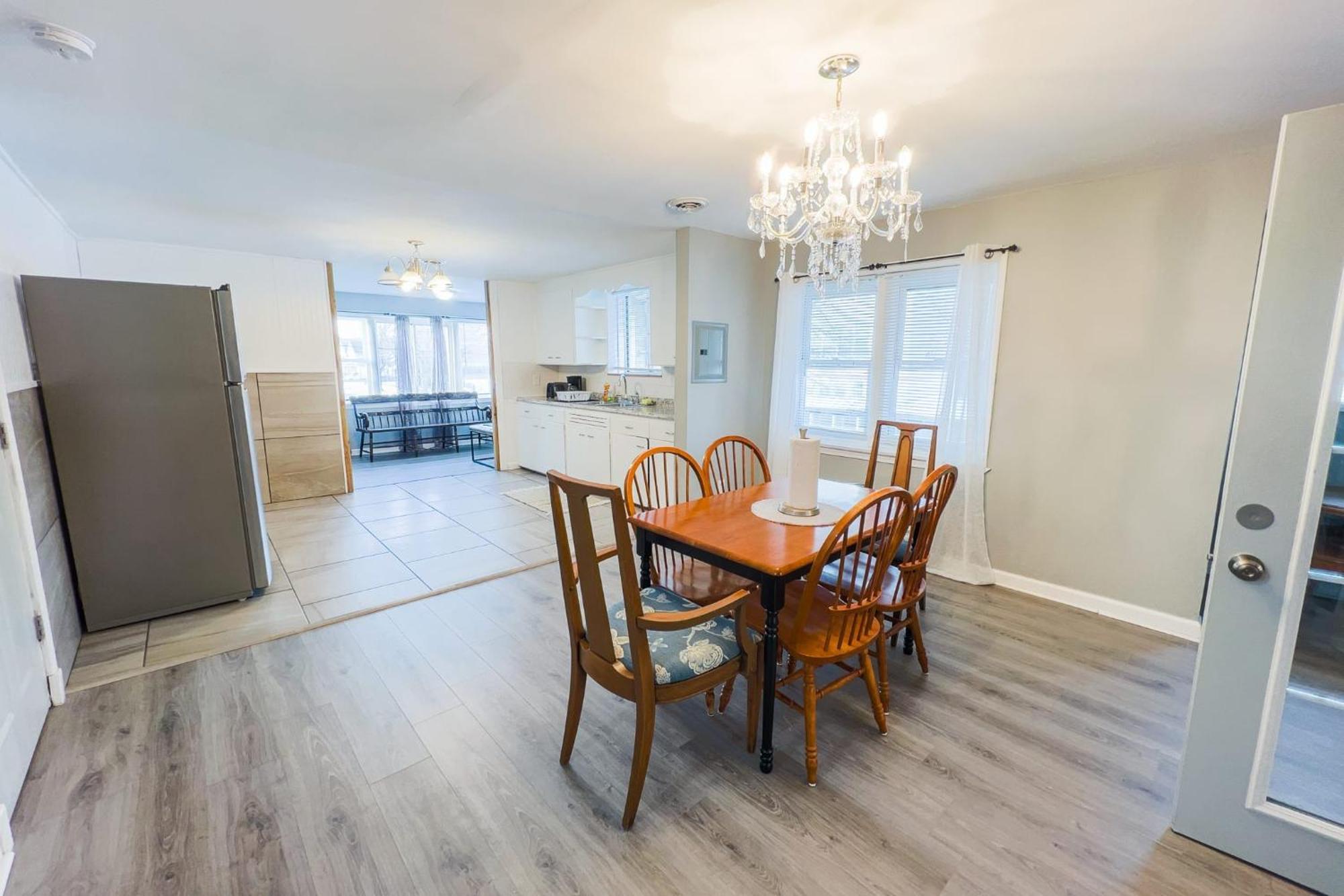 Large 6Br, 6 Bath In The City Of Ниагарски водопад Екстериор снимка