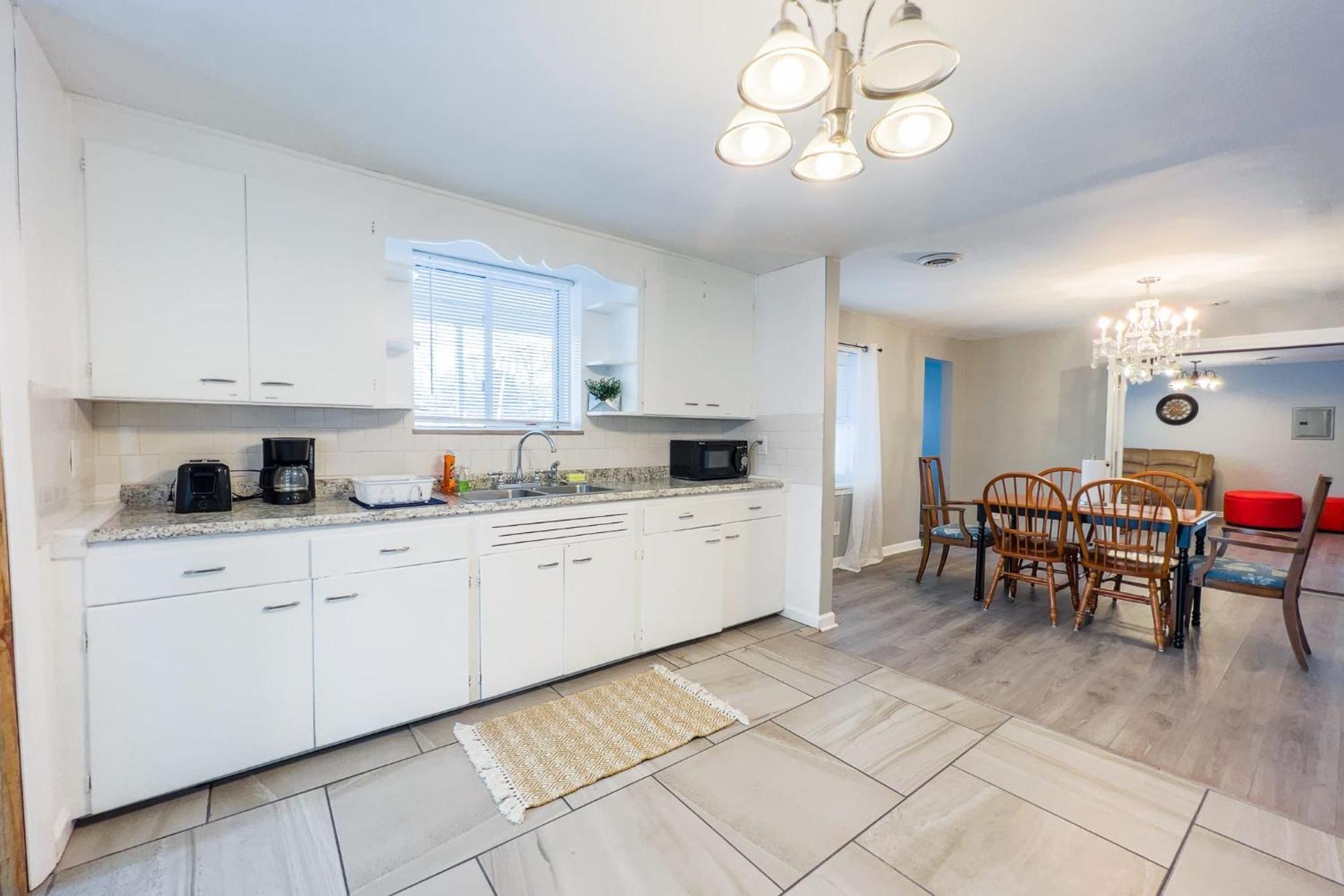 Large 6Br, 6 Bath In The City Of Ниагарски водопад Екстериор снимка