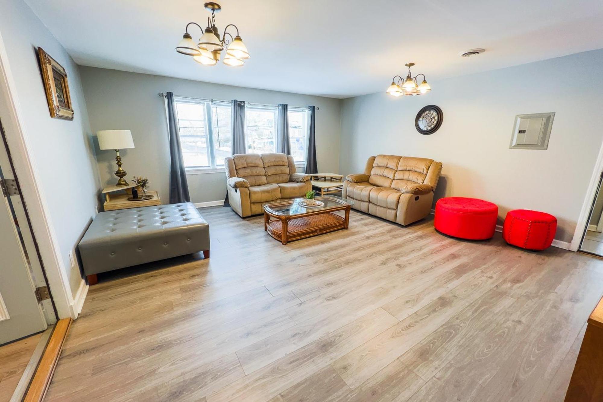 Large 6Br, 6 Bath In The City Of Ниагарски водопад Екстериор снимка