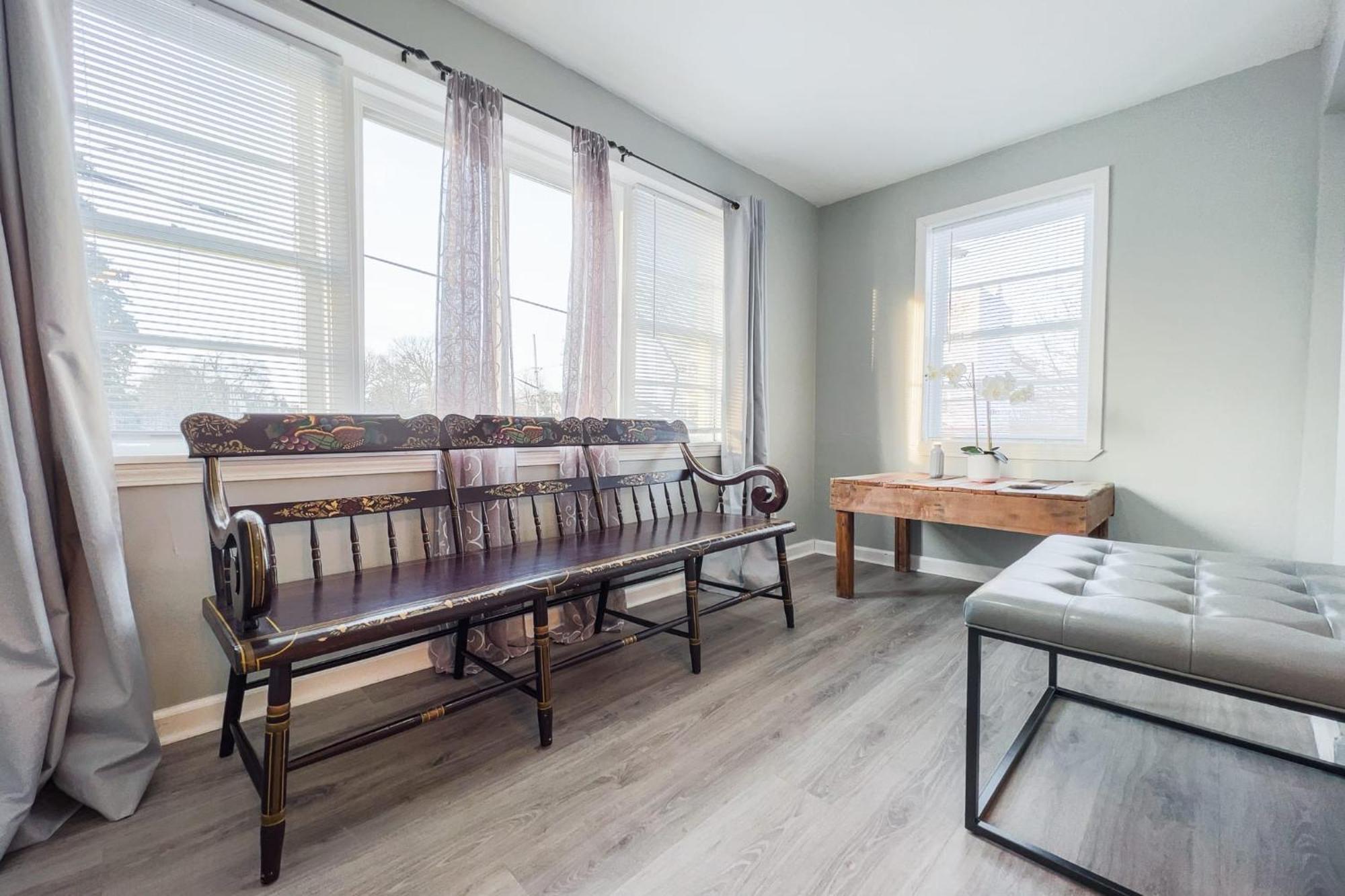 Large 6Br, 6 Bath In The City Of Ниагарски водопад Екстериор снимка