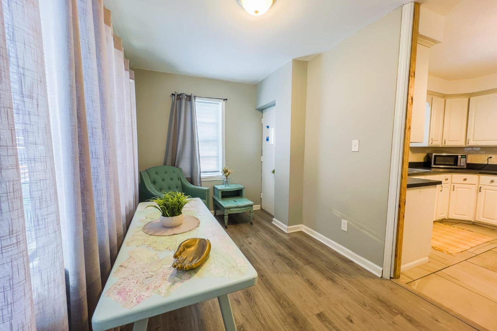 Large 6Br, 6 Bath In The City Of Ниагарски водопад Екстериор снимка