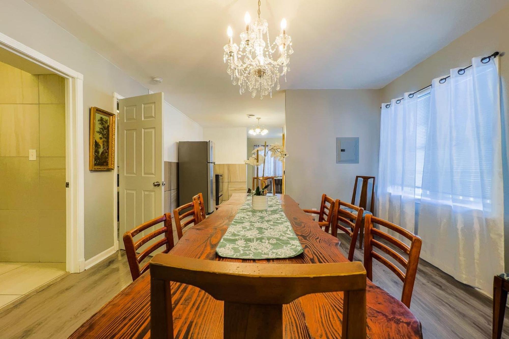 Large 6Br, 6 Bath In The City Of Ниагарски водопад Екстериор снимка