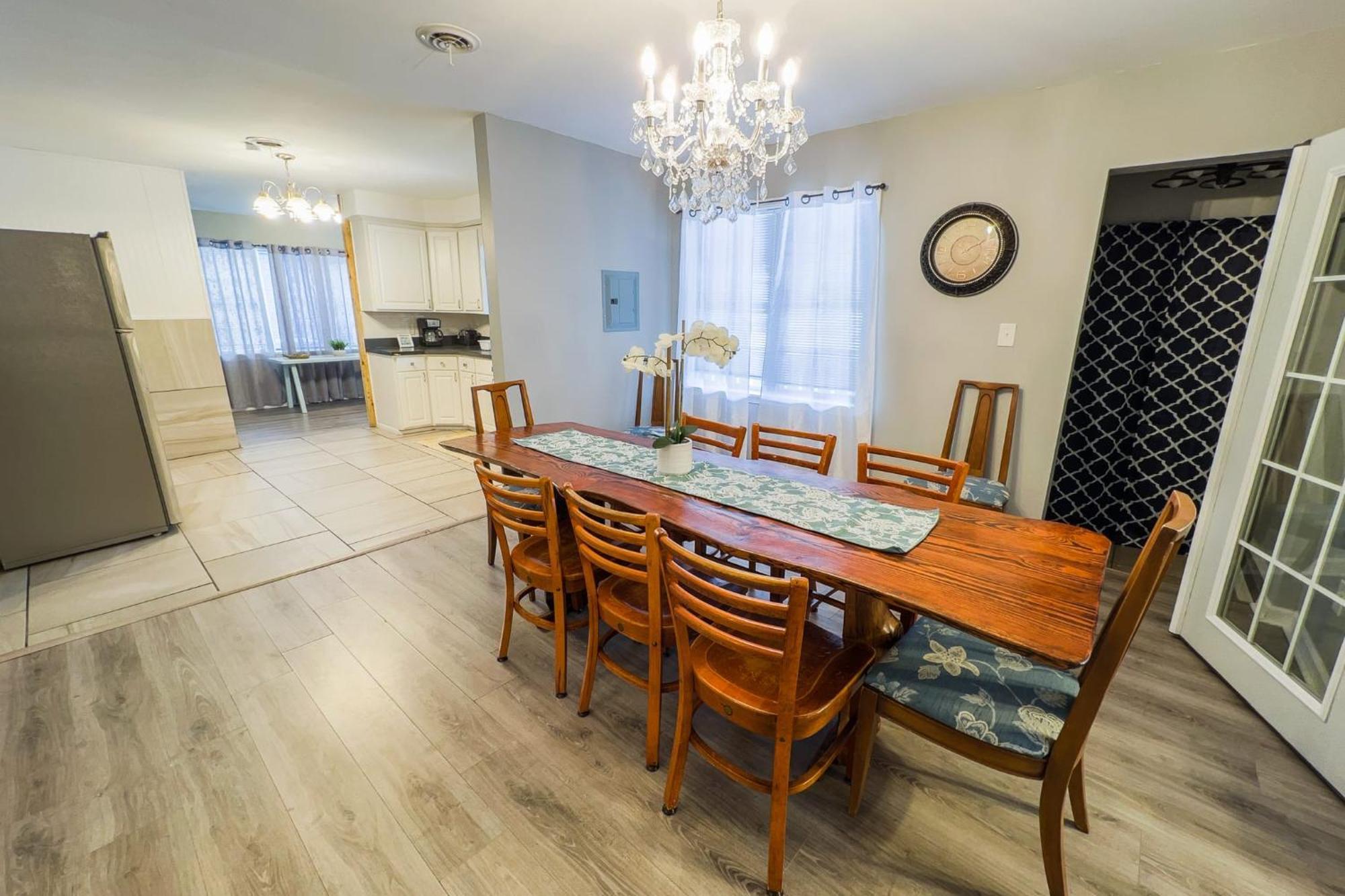 Large 6Br, 6 Bath In The City Of Ниагарски водопад Екстериор снимка